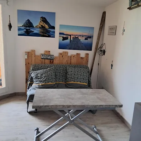 Studio 2 Personnes Proche Des Plages Et Commerces La Seyne-sur-Mer Exterior photo